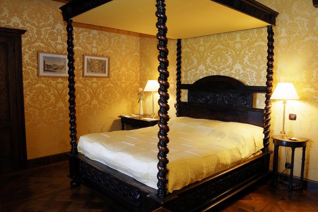 Chateau De La Treyne Lacave  Zimmer foto